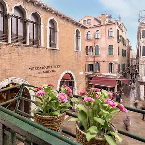 Apartment Le Beccarie - Rialto By Wonderful Italy, Venice