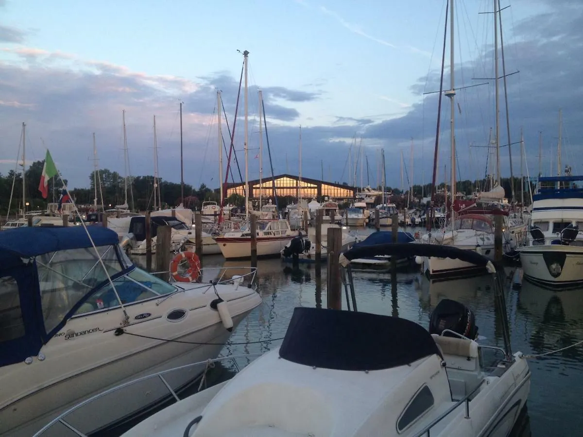 Botel Cavallino Luxury House Boat Hotel Italy
